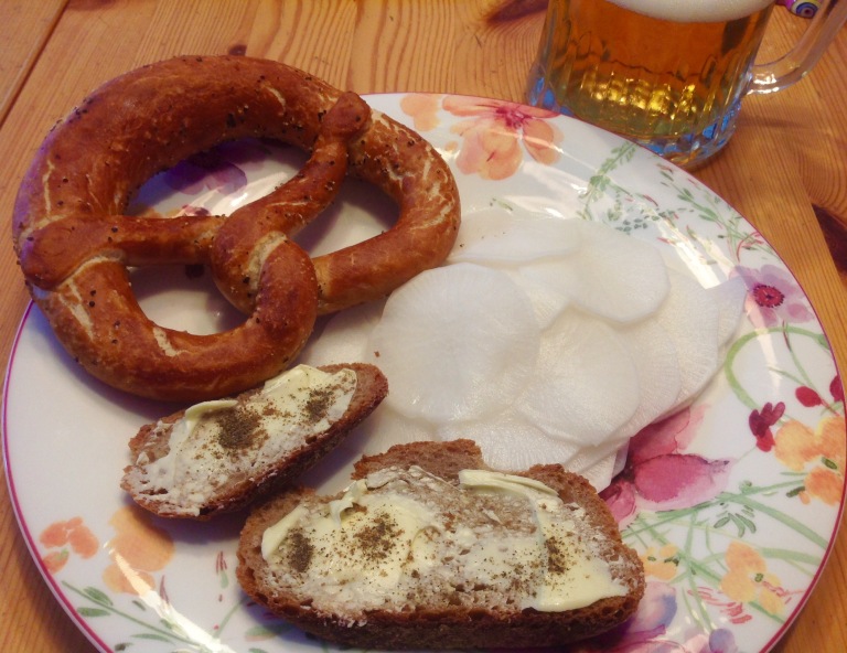 A Bavarian supper: radish, bread and beer